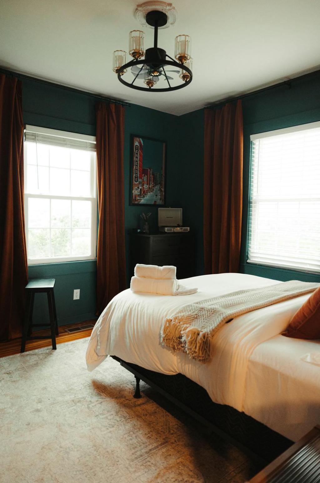 Historic Renovated 2Bd - Overlooking Downtown Knoxville Buitenkant foto